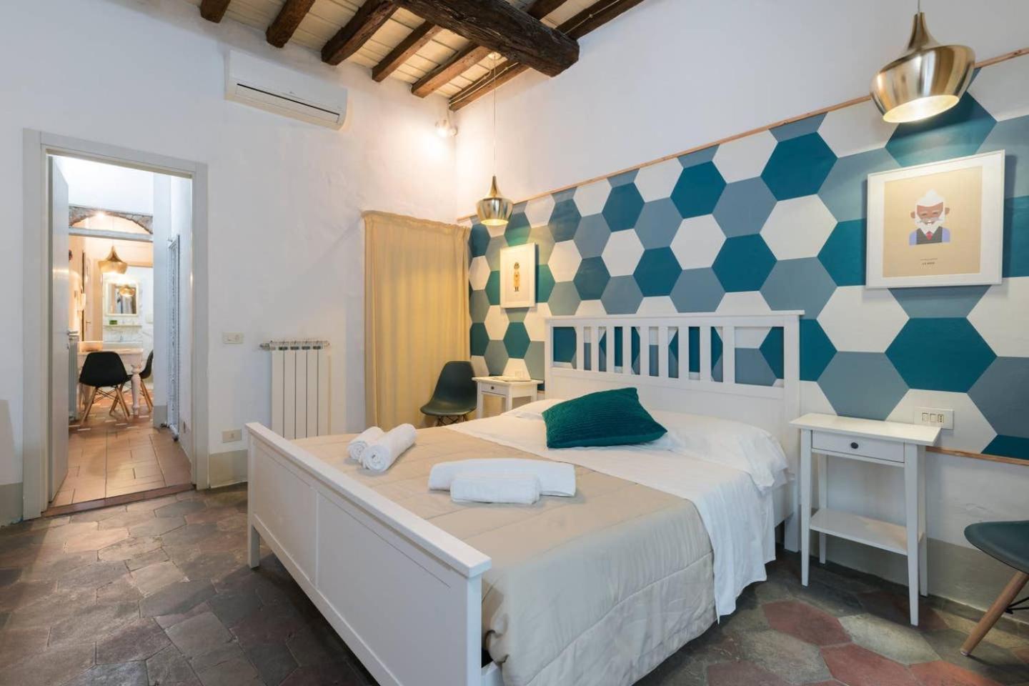 F4 - Santa Croce One Bedroom Flat 2 To 4 Guests Florence Ngoại thất bức ảnh